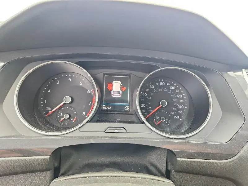 2020 VOLKSWAGEN TIGUAN SE  
