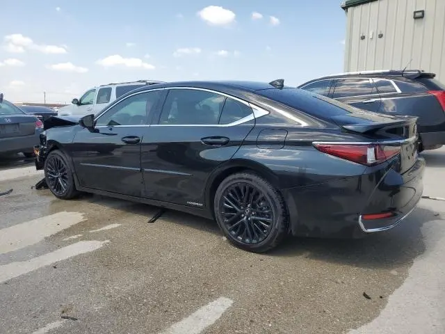 2019 LEXUS ES 300H LUXURY  