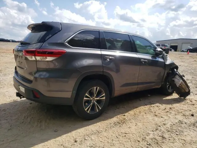 2018 TOYOTA HIGHLANDER LE  
