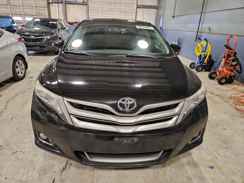 2013 TOYOTA VENZA LE  