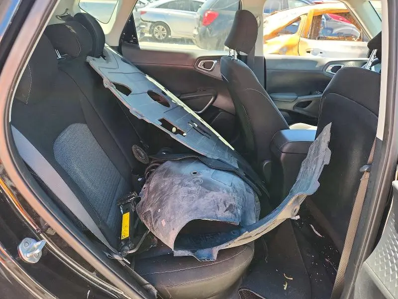 2021 KIA SOUL S  