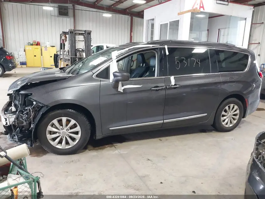 2018 CHRYSLER PACIFICA TOURING L PLUS