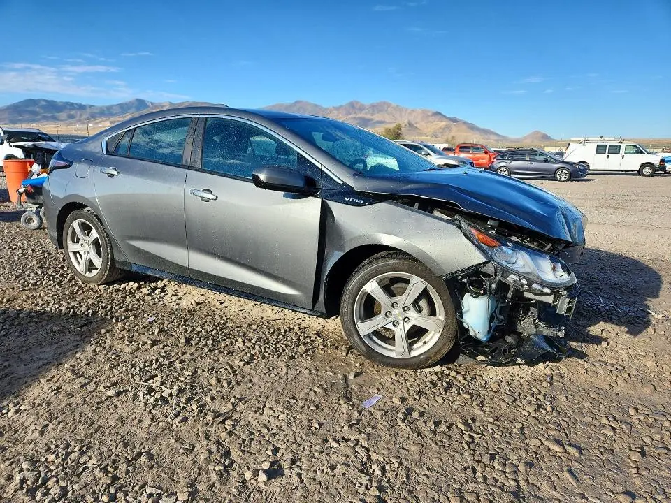 2017 CHEVROLET VOLT LT  