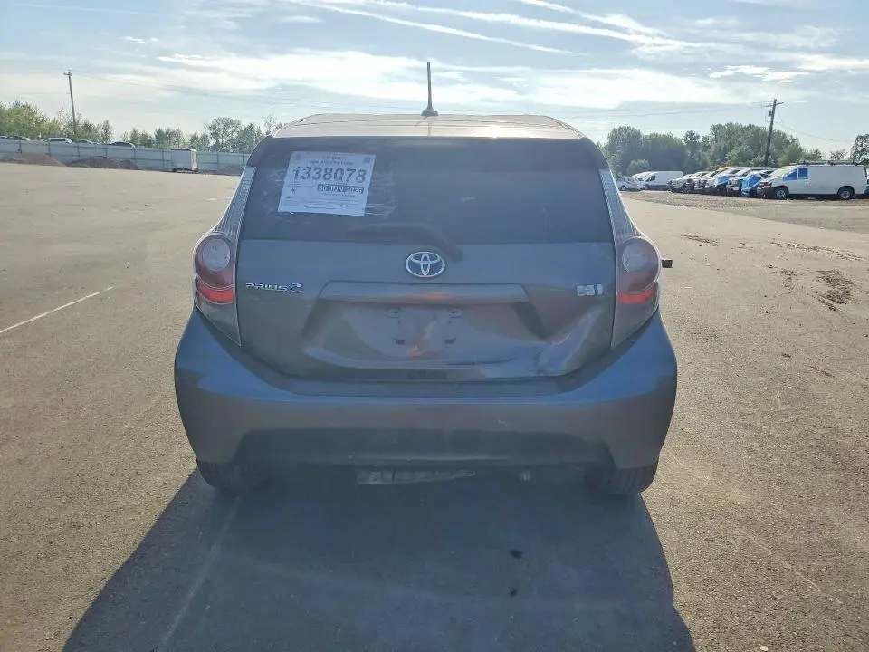 2014 TOYOTA PRIUS C THREE  