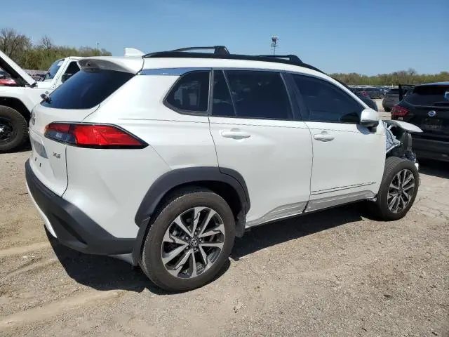 2023 TOYOTA COROLLA CROSS XLE  