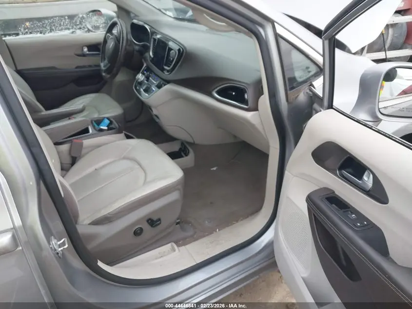 2017 CHRYSLER PACIFICA TOURING-L PLUS