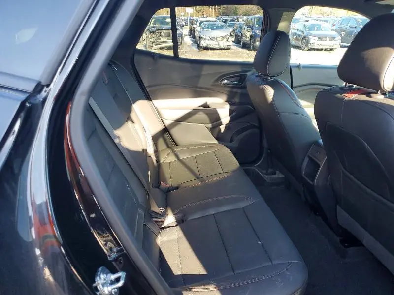 2025 CHEVROLET TRAX 2RS  
