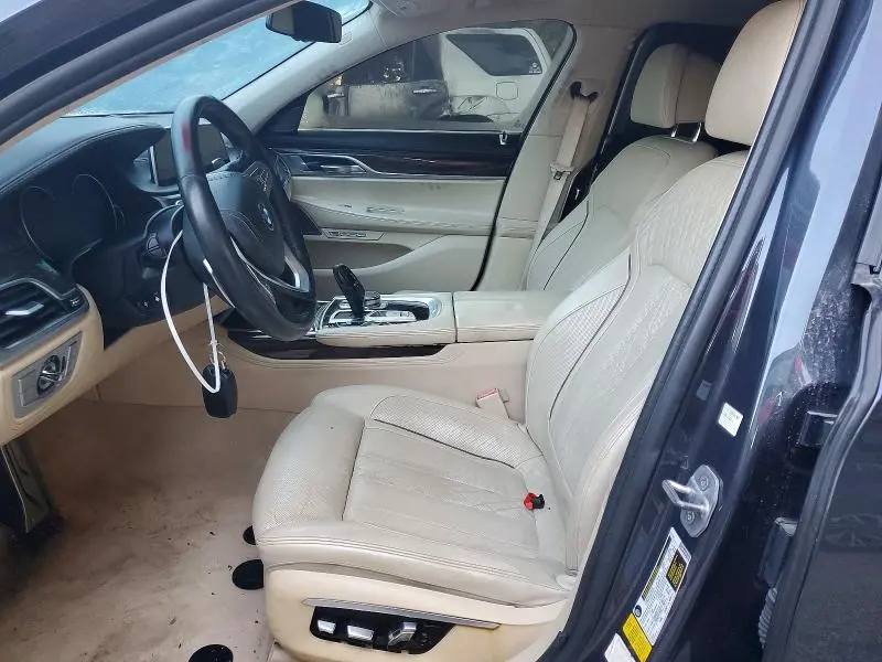 2016 BMW 750 I  