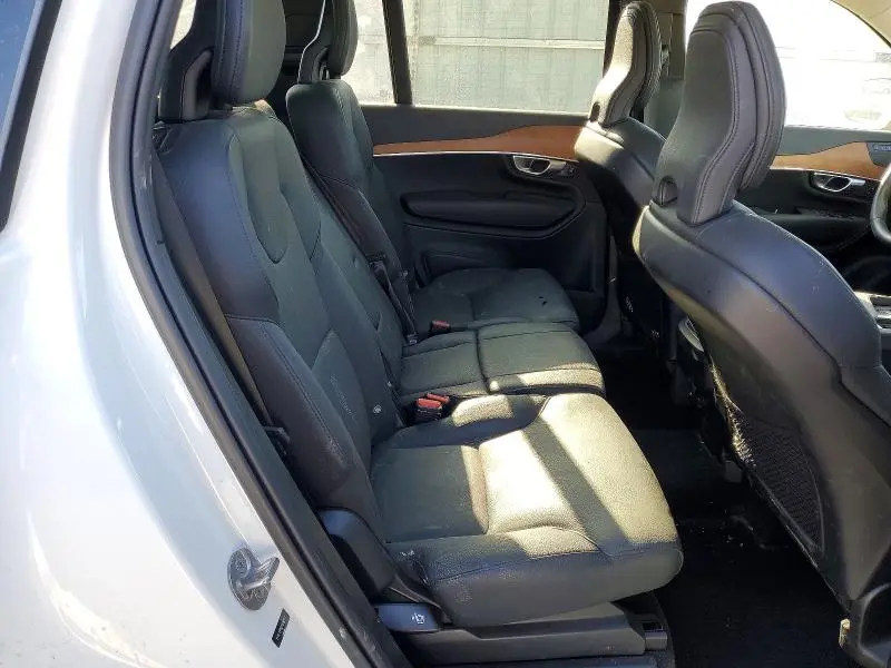 2023 VOLVO XC90 PLUS  