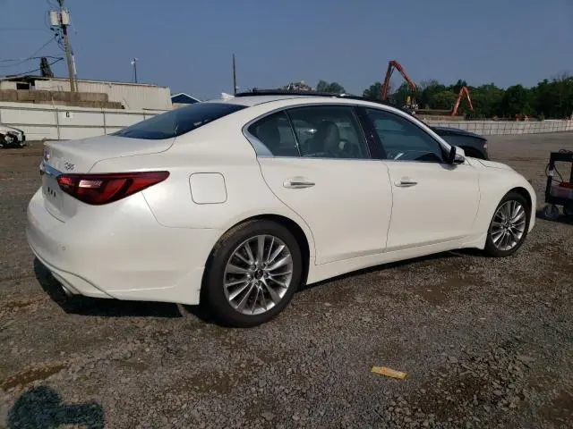 2023 INFINITI Q50 LUXE  