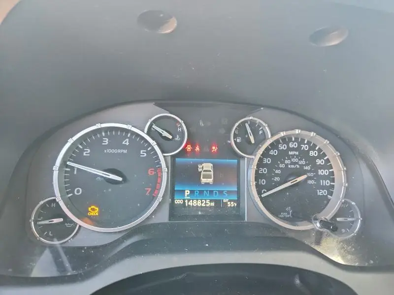 2016 TOYOTA TUNDRA CREWMAX SR5  