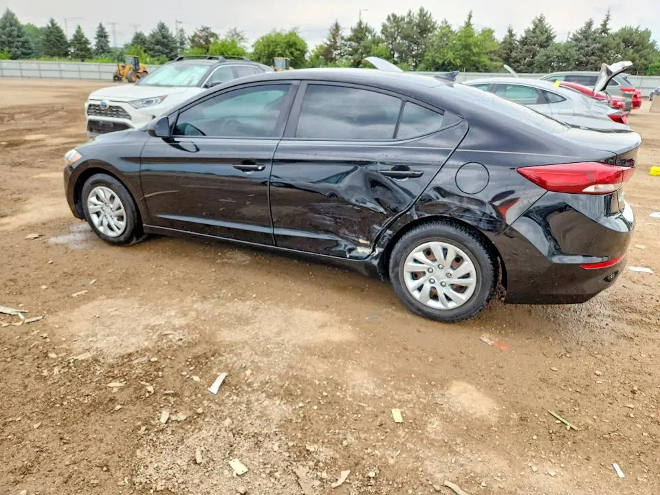 2017 HYUNDAI ELANTRA SE  