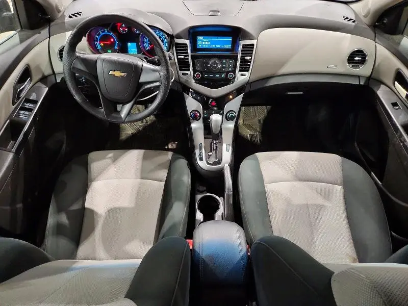 2011 CHEVROLET CRUZE LS  