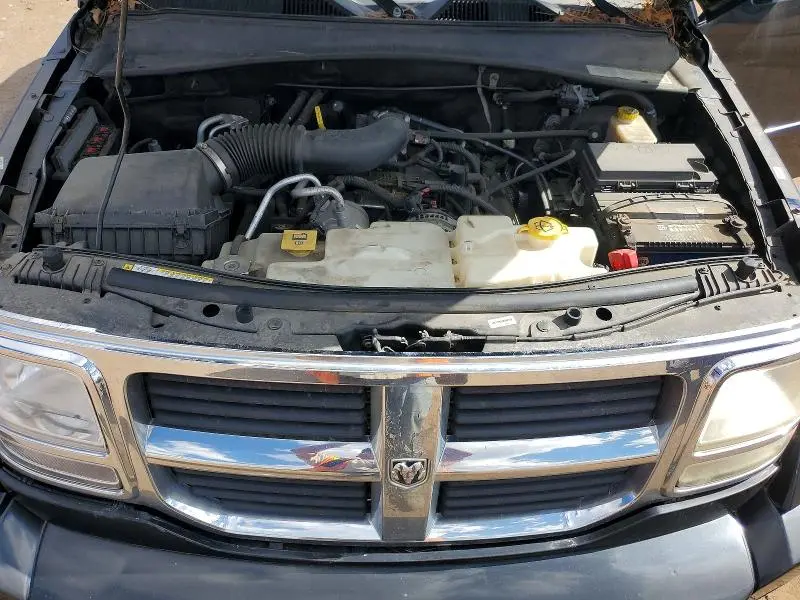 2010 DODGE NITRO SE  