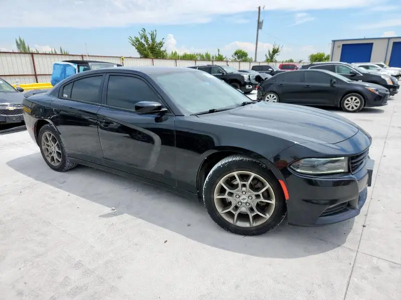 2017 DODGE CHARGER SXT  
