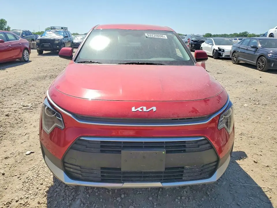 2023 KIA NIRO LX  