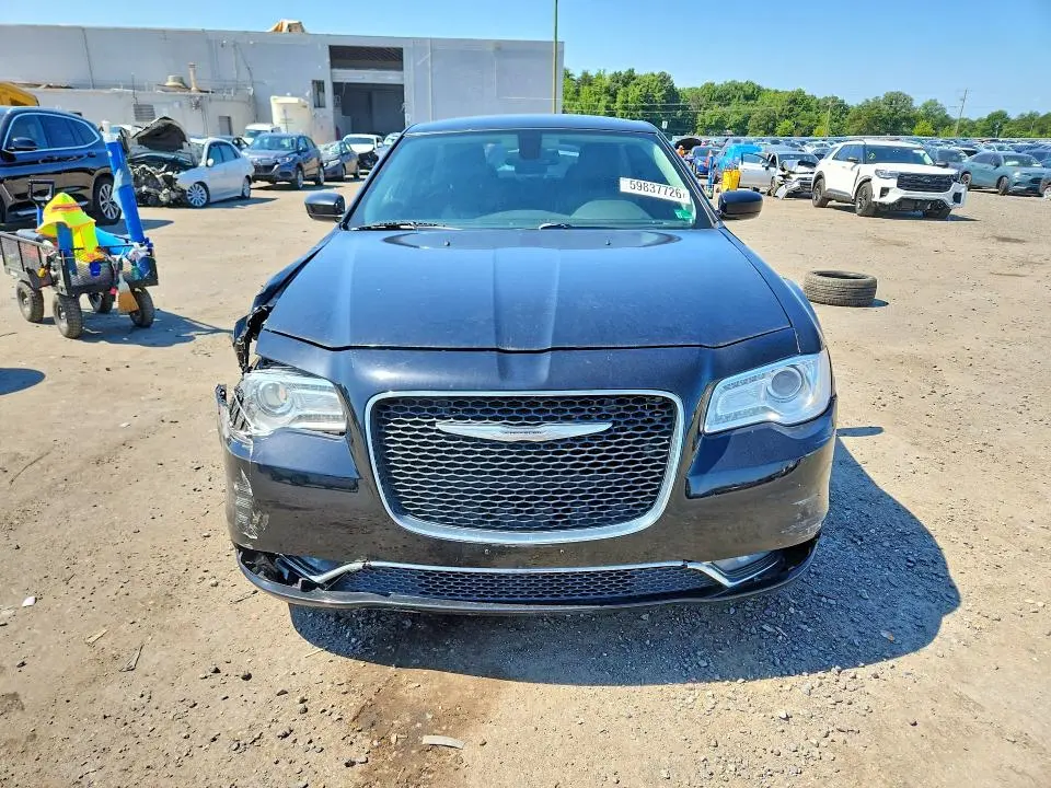 2015 CHRYSLER 300 LIMITED  