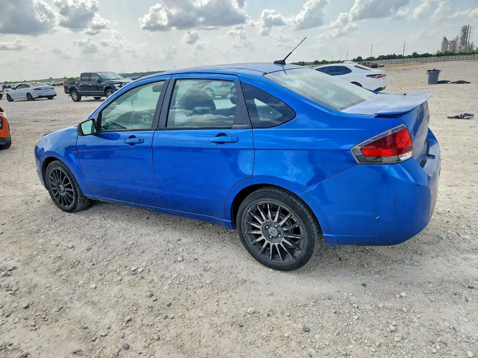 2010 FORD FOCUS SES  