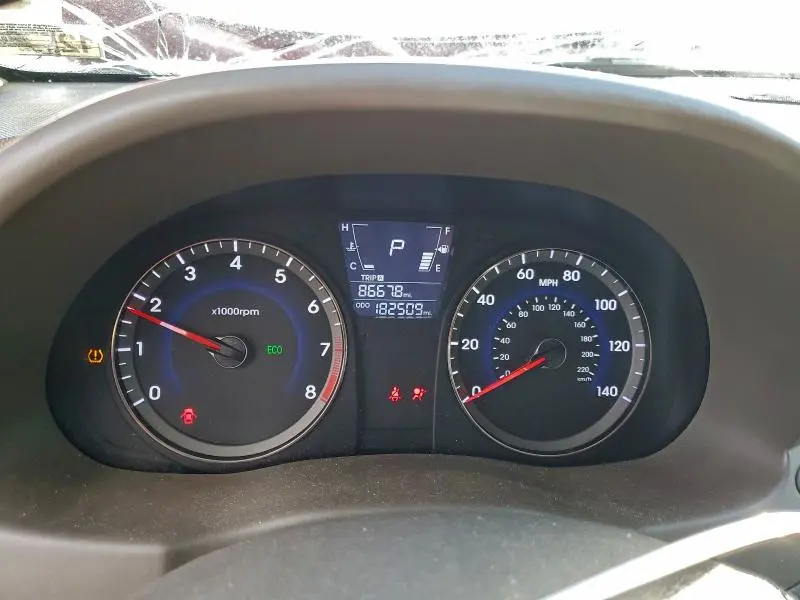 2012 HYUNDAI ACCENT GLS  