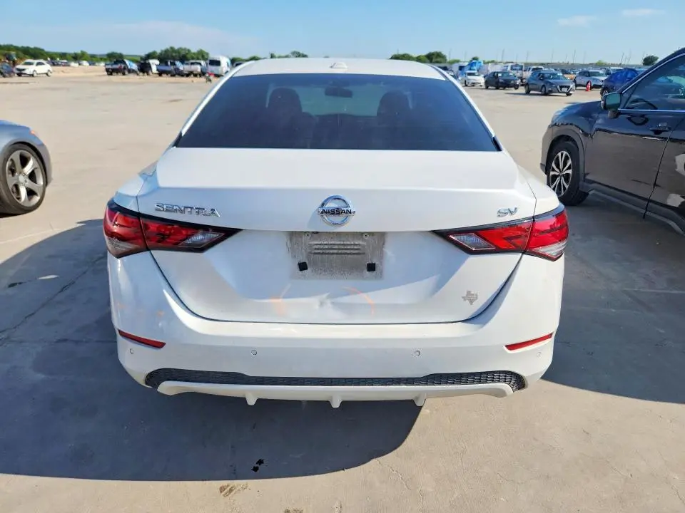 2020 NISSAN SENTRA SV  