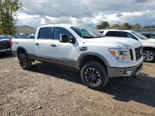 2019 NISSAN TITAN XD SL  