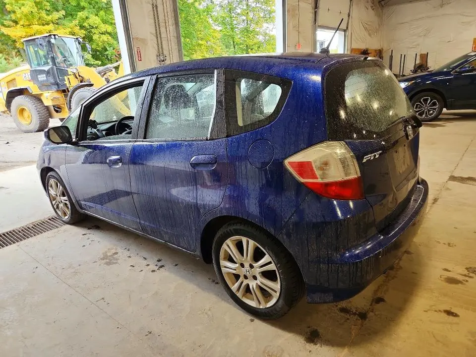 2013 HONDA FIT   
