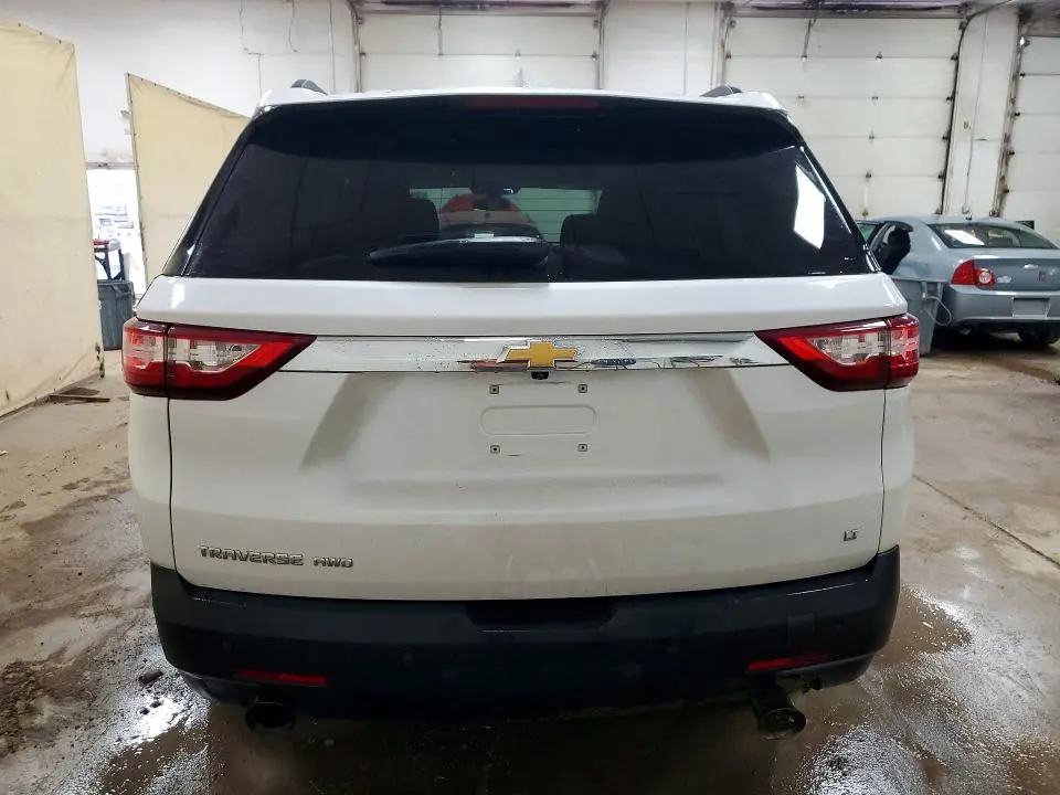 2021 CHEVROLET TRAVERSE LT  