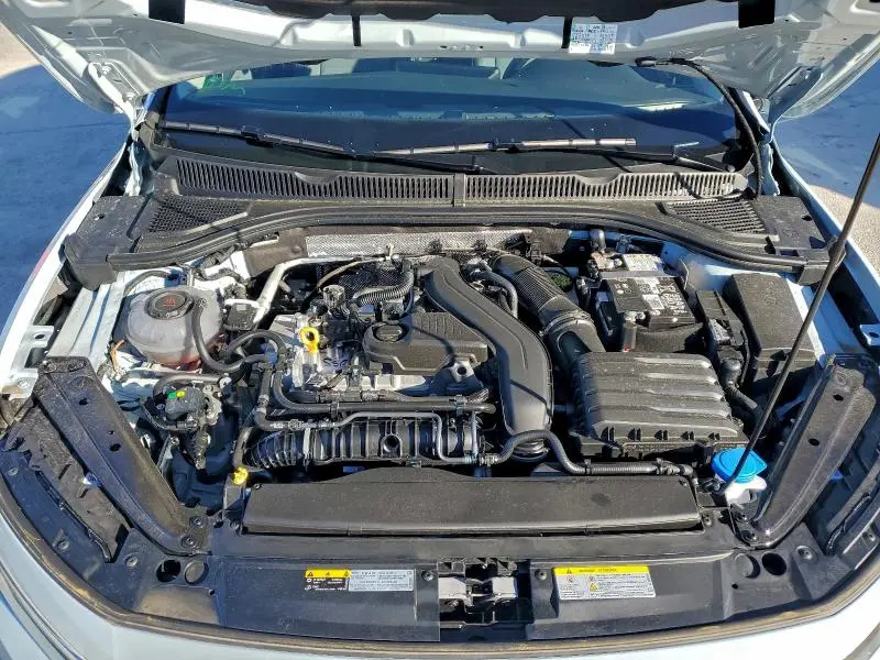 2025 VOLKSWAGEN JETTA SE  