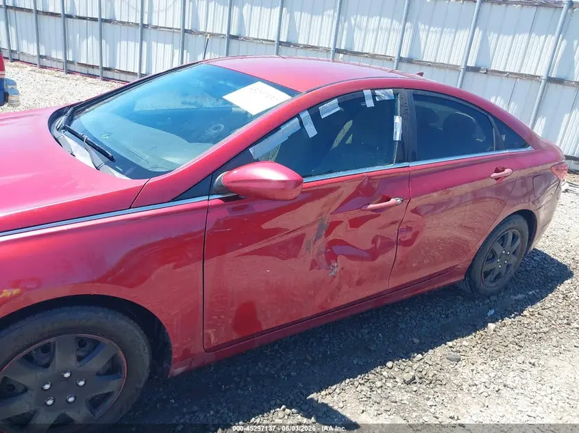 2012 HYUNDAI SONATA GLS