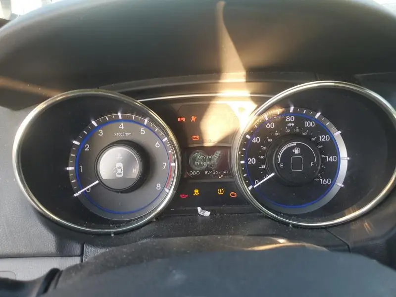 2011 HYUNDAI SONATA SE  