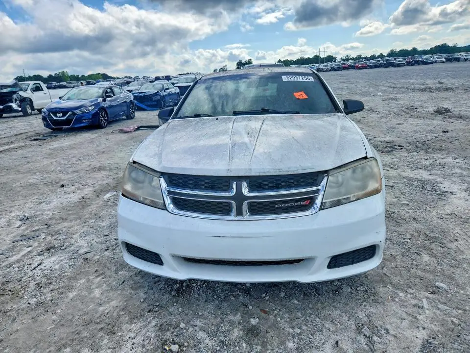 2013 DODGE AVENGER SE  