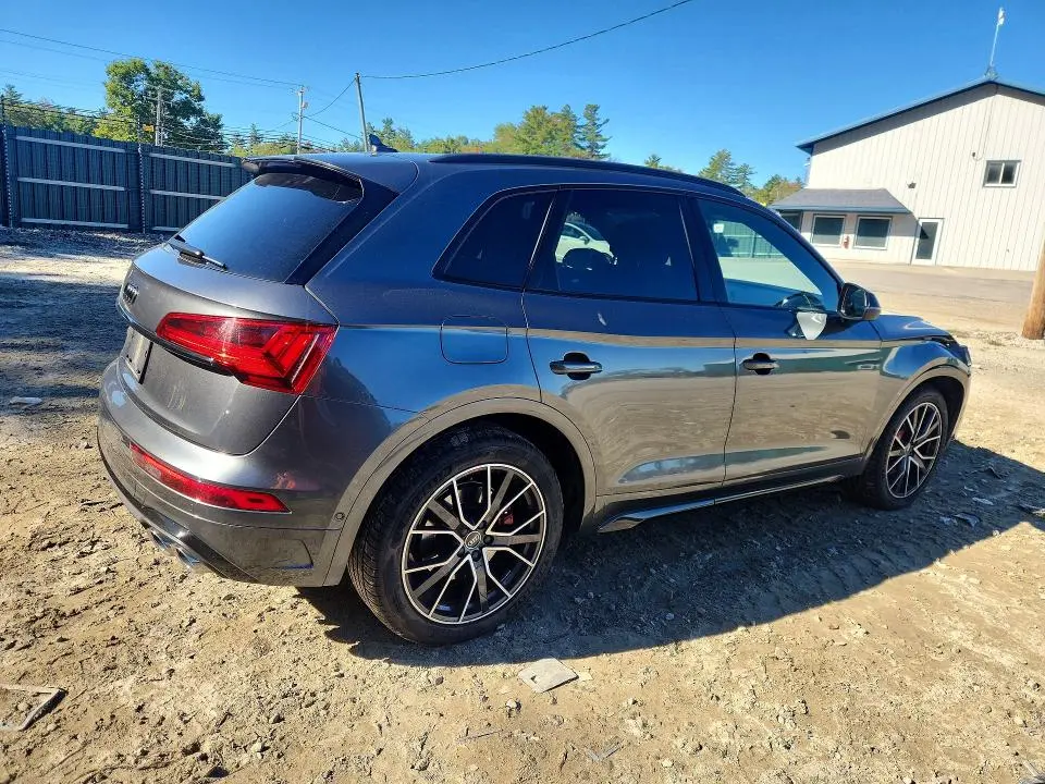 2023 AUDI SQ5 PRESTIGE  
