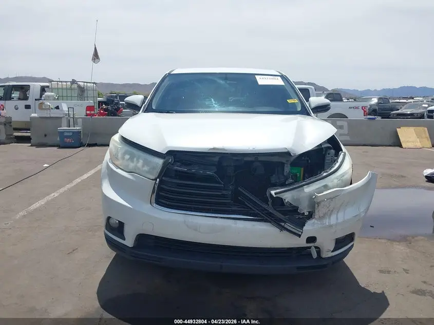 2014 TOYOTA HIGHLANDER LE PLUS V6