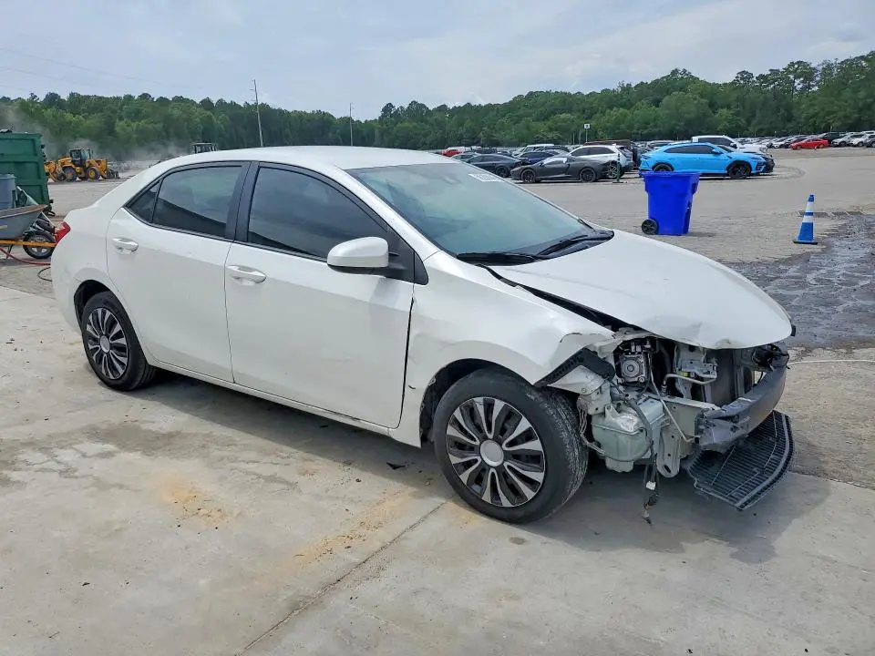 2018 TOYOTA COROLLA LE  