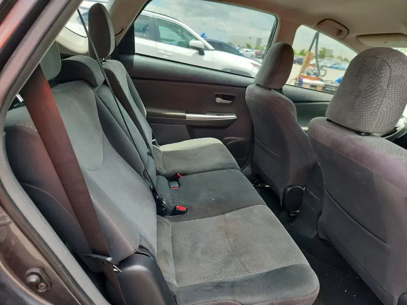 2012 TOYOTA PRIUS V TWO  