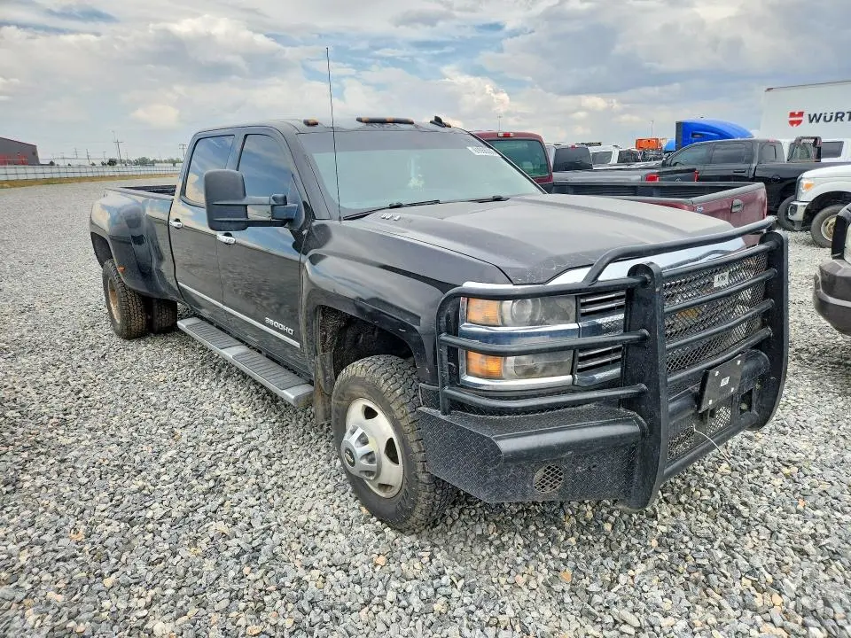 2015 CHEVROLET SILVERADO K3500 LTZ  