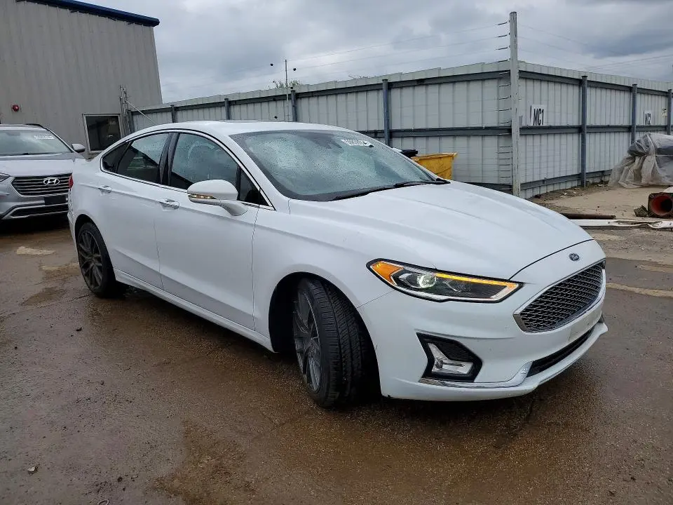 2020 FORD FUSION TITANIUM  