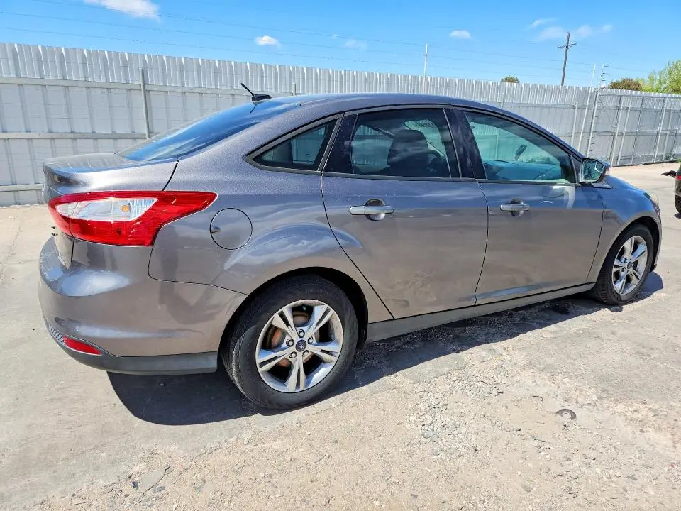 2013 FORD FOCUS SE  