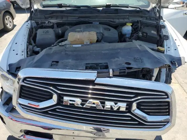 2019 RAM 1500 CLASSIC LARAMIE  