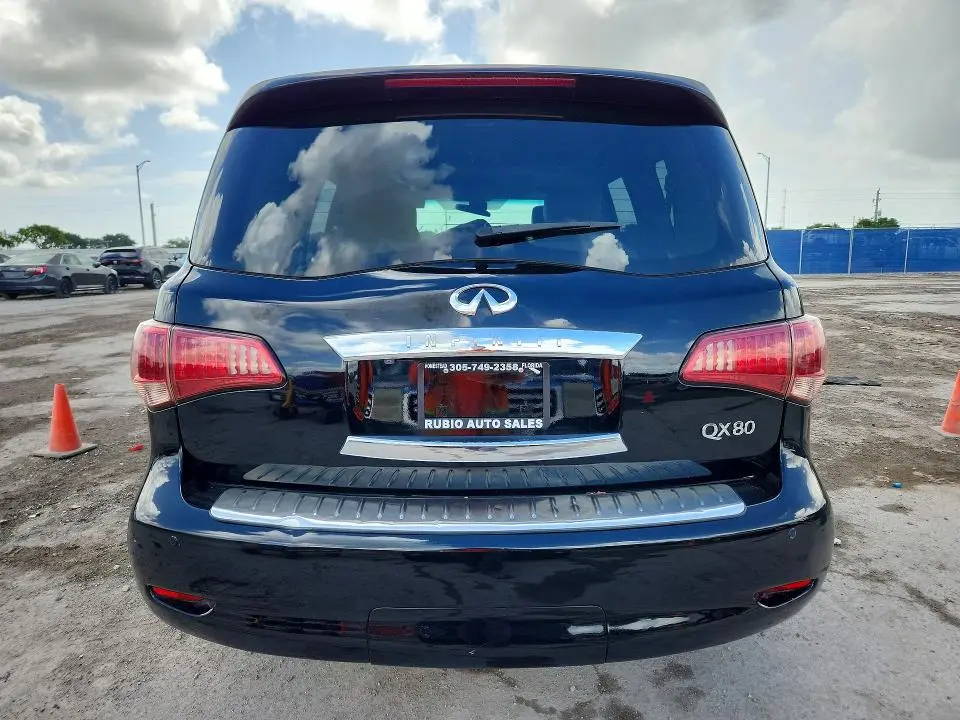 2011 INFINITI QX56 BASE  