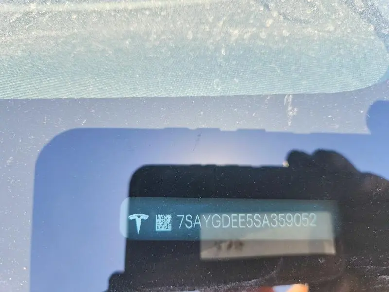 2025 TESLA MODEL Y   
