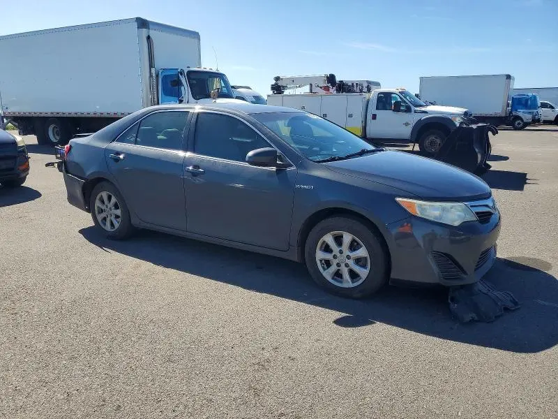 2013 TOYOTA CAMRY   