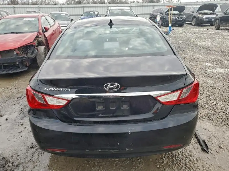 2011 HYUNDAI SONATA GLS  