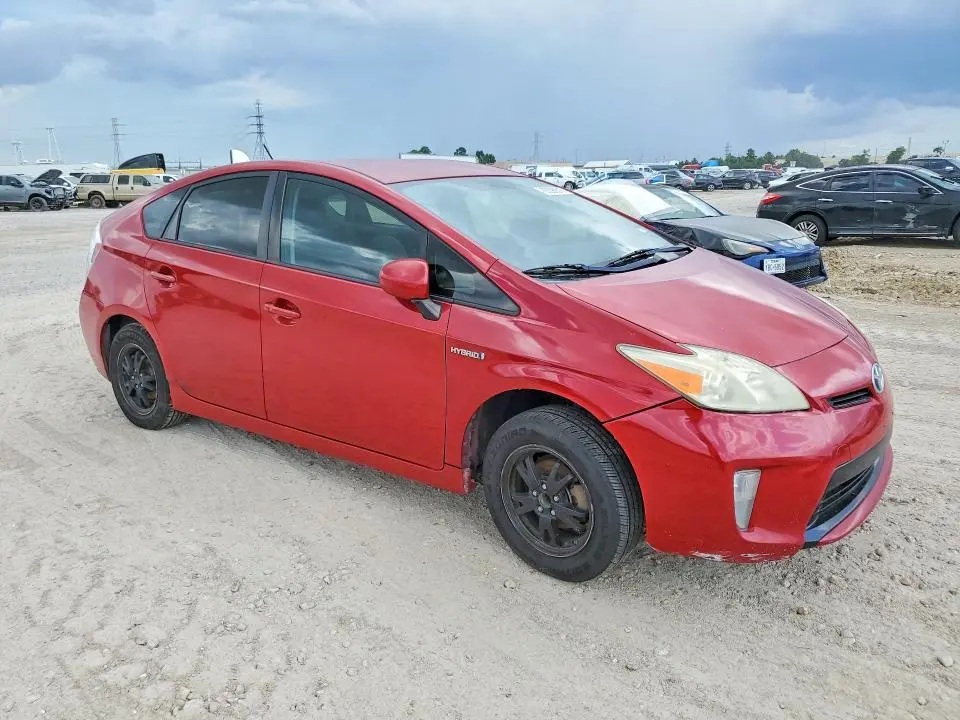 2013 TOYOTA PRIUS TWO  