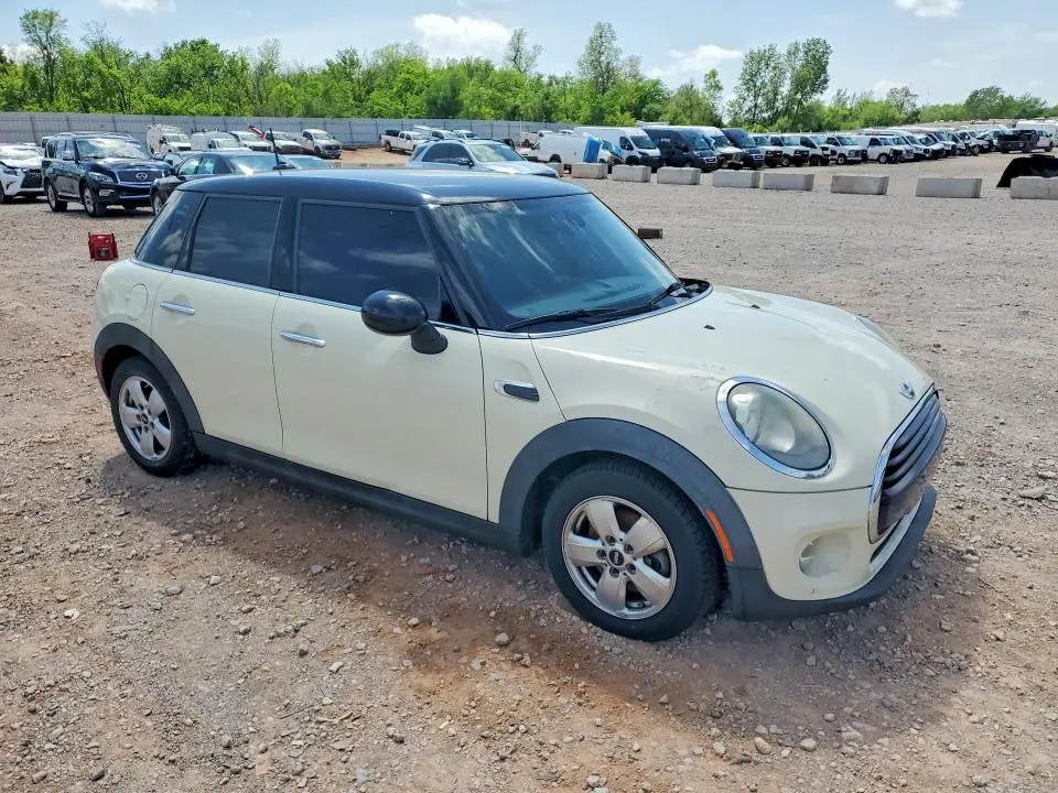 2016 MINI COOPER   
