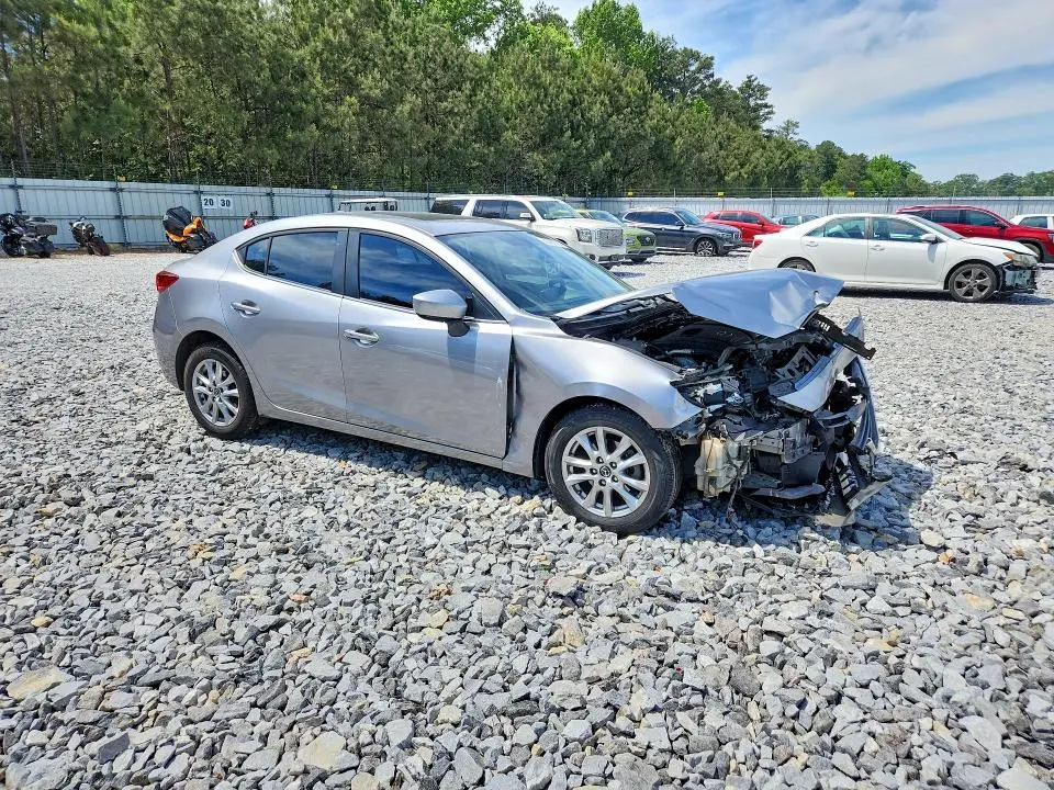 2016 MAZDA 3 TOURING  