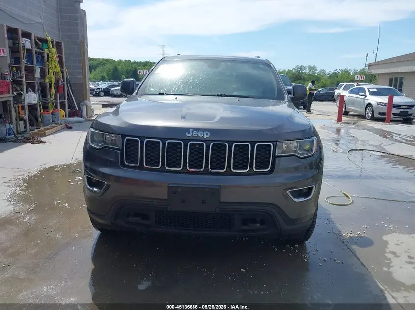 2019 JEEP GRAND CHEROKEE LAREDO E 4X4