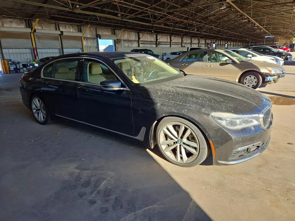 2016 BMW 750 XI  