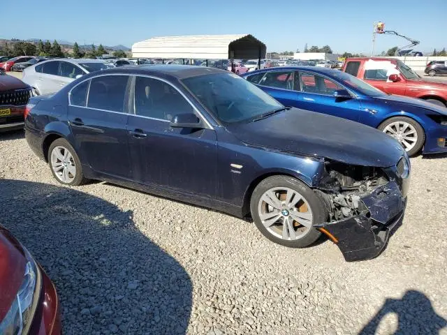 2010 BMW 528 XI  