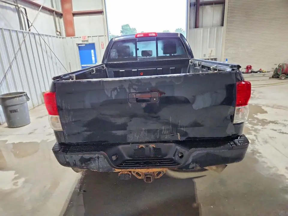 2010 TOYOTA TUNDRA DOUBLE CAB SR5  